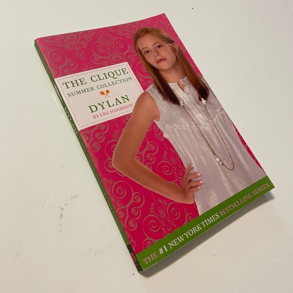 The Clique Summer Collection Children’s Book 2- Paperback
